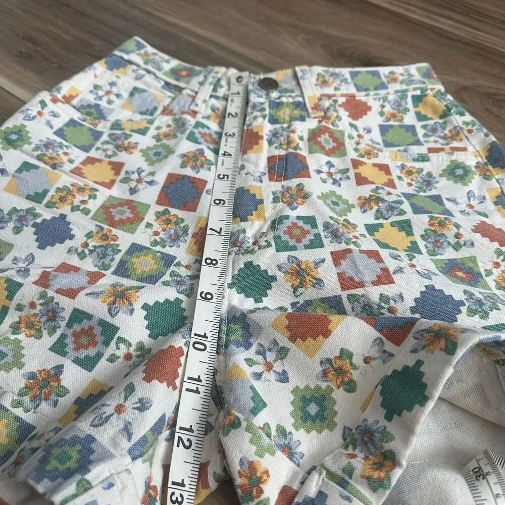 Vintage 90s GUESS USA Southwestern Patchwork Print High Waist Shorts XXS 23”